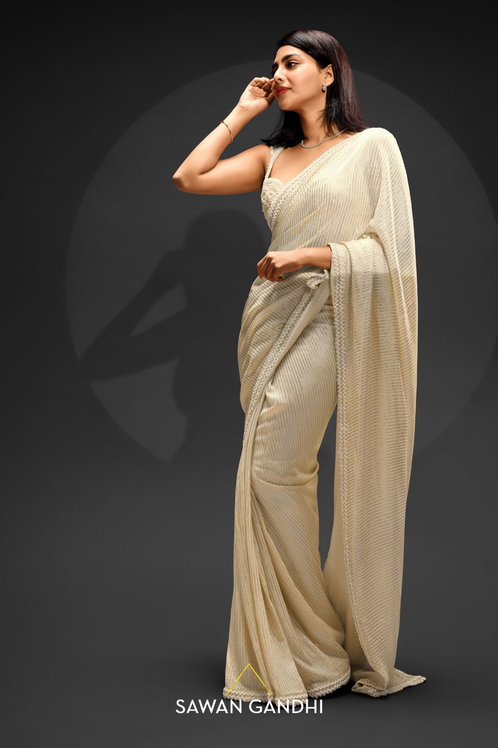 Aishwarya Lekshmi in Shimmer sequins ivory saree