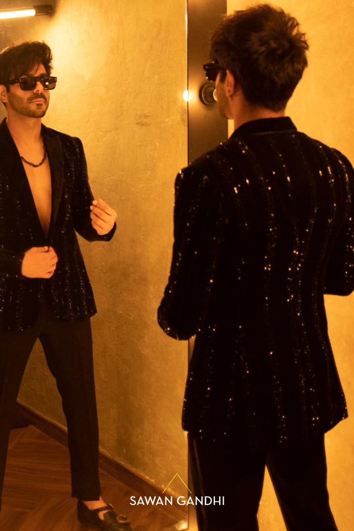 Aparshakti Khurana in Black velvet swarosvki stripe jacket