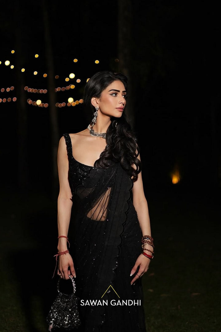 Atisha Pratap Singh in Black crystal saree and blouse